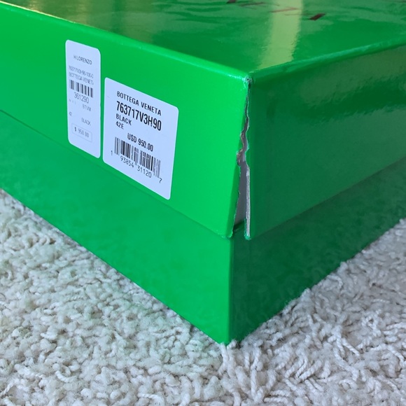 Bottega Veneta mens green shoe box. - Picture 2 of 5